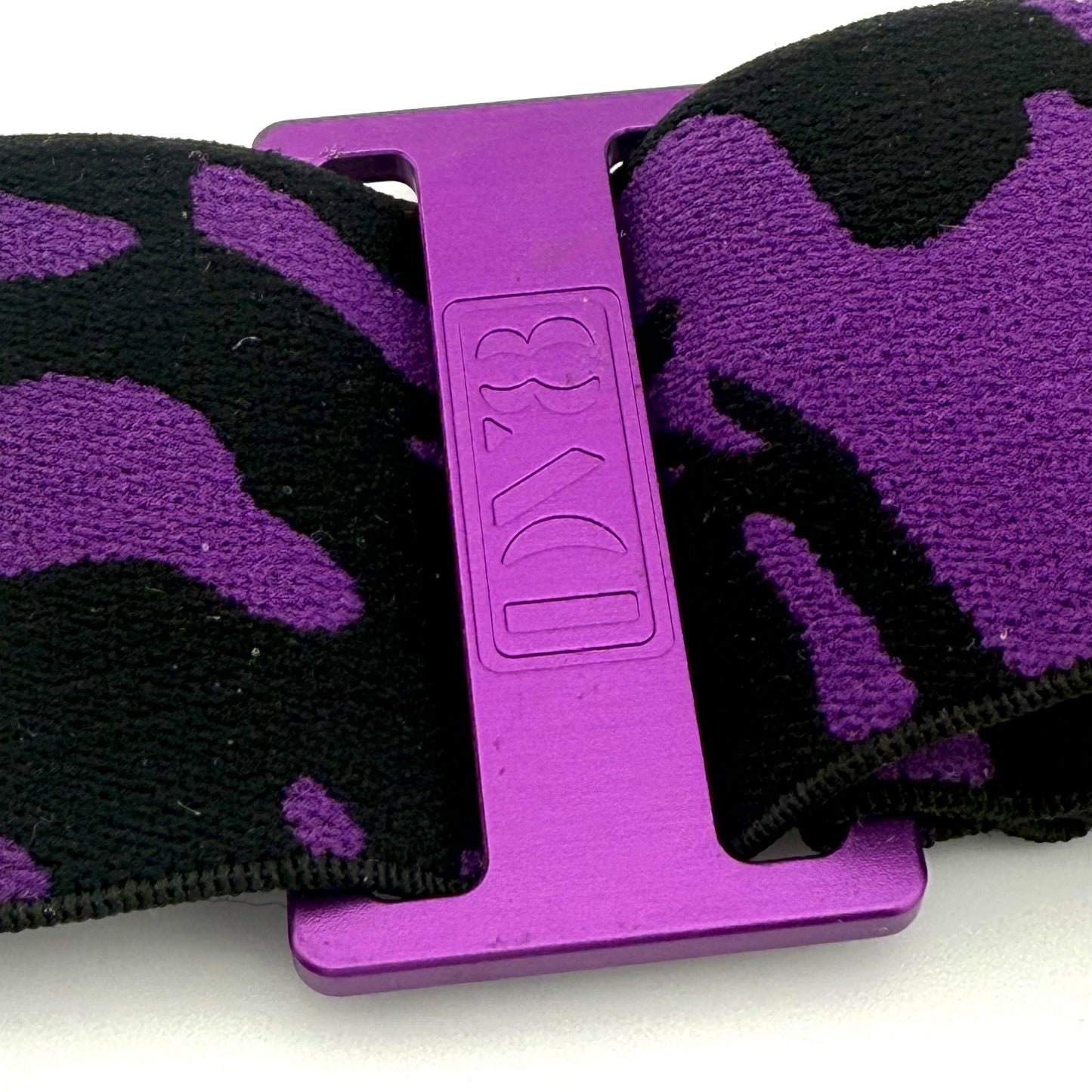 Embroidered Logo DV8 FeatherLight Straps