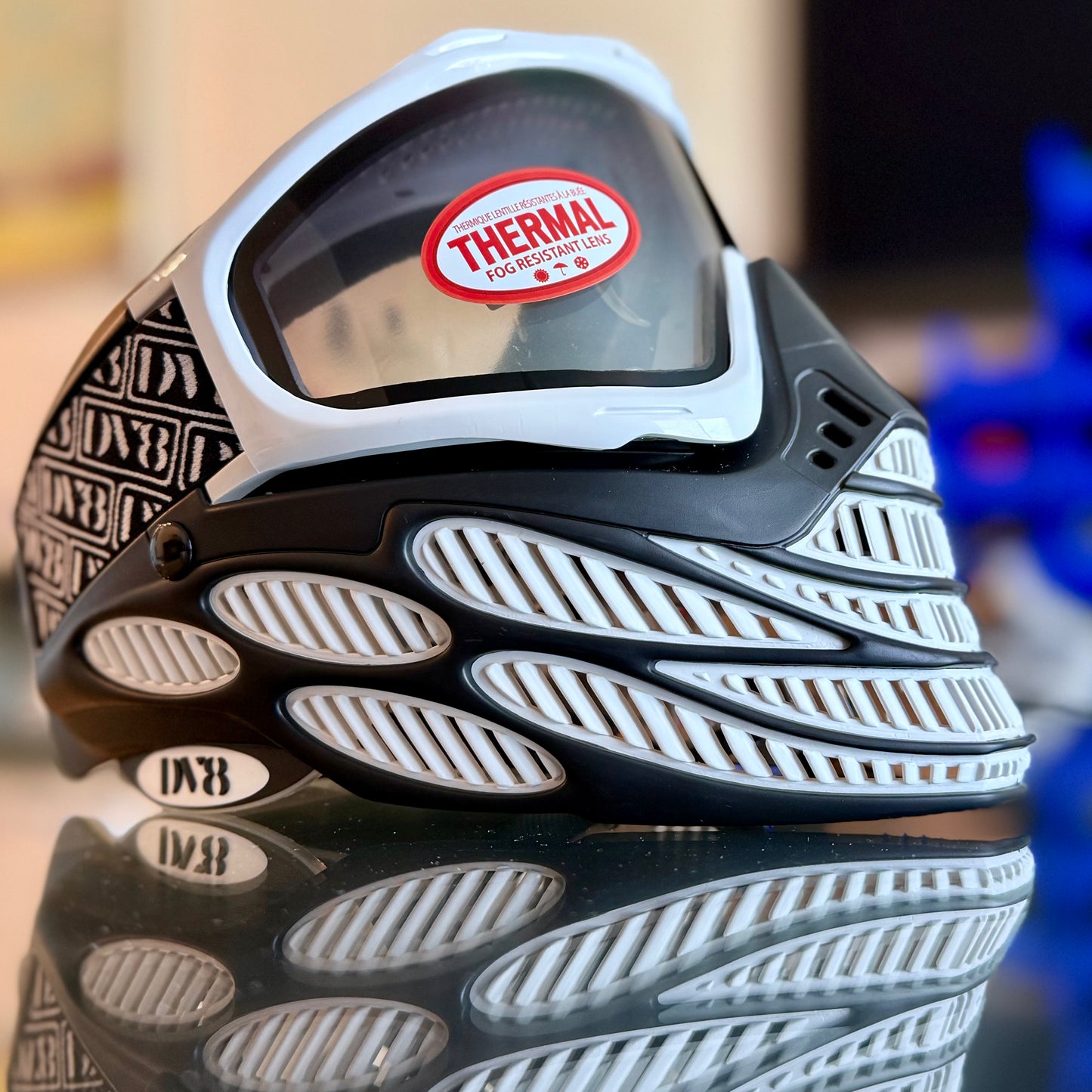 DV8 Black - White and White - Black F8