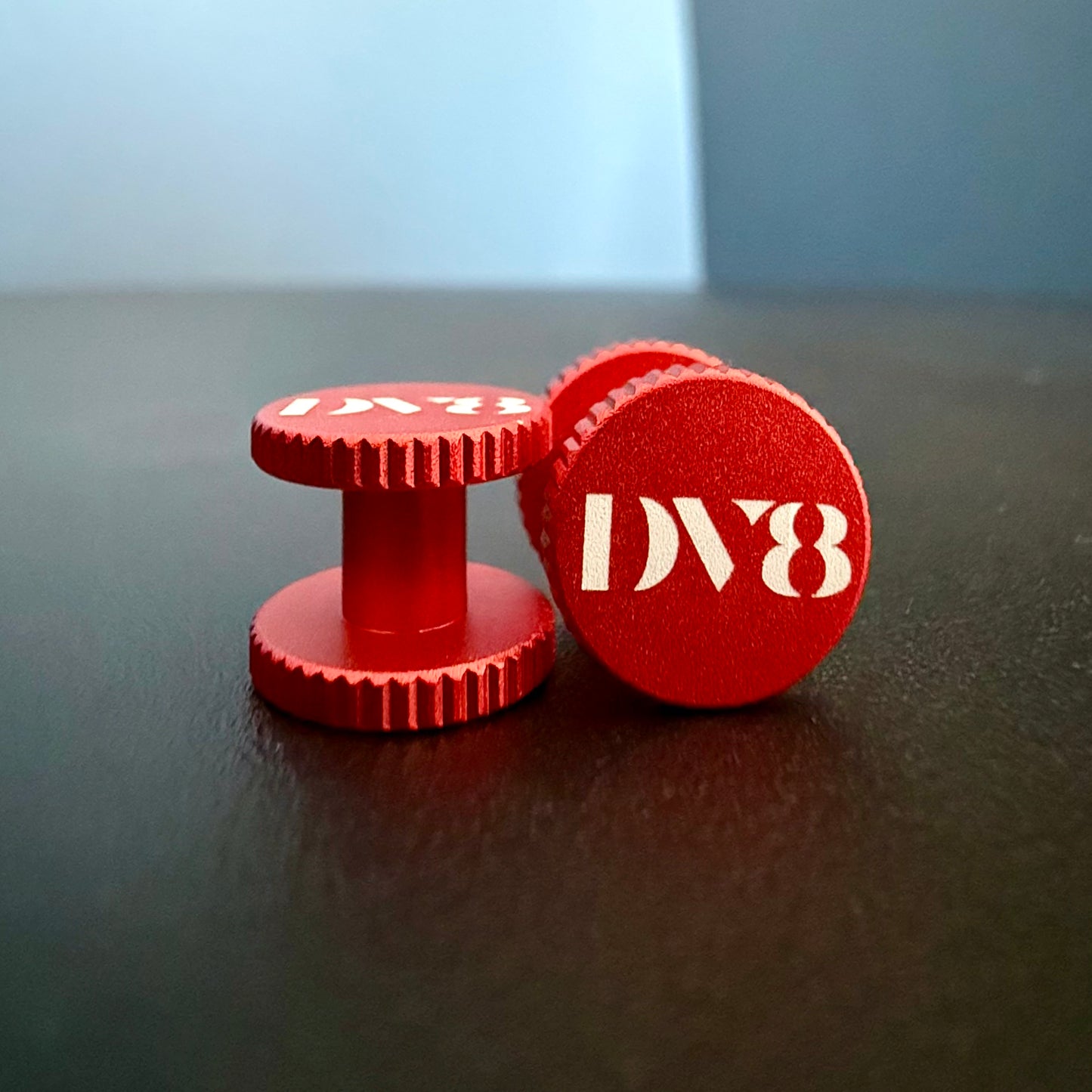 LoPro DV8 Thumbscrews