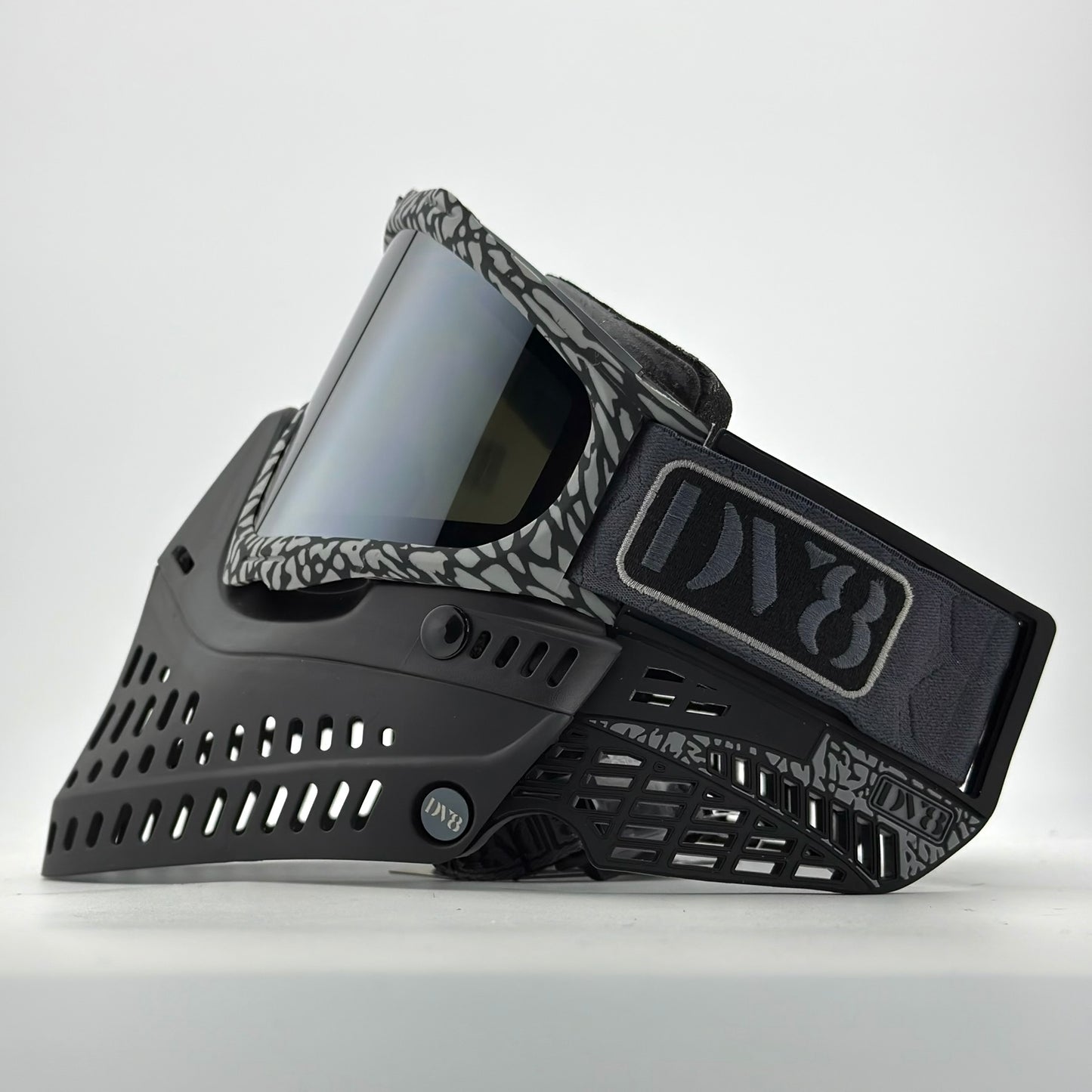 DV8 Custom Mastadon Proflex - Gray
