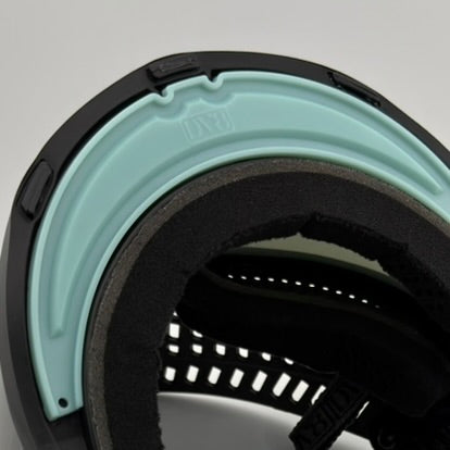 DV8 FeatherLight LIDs