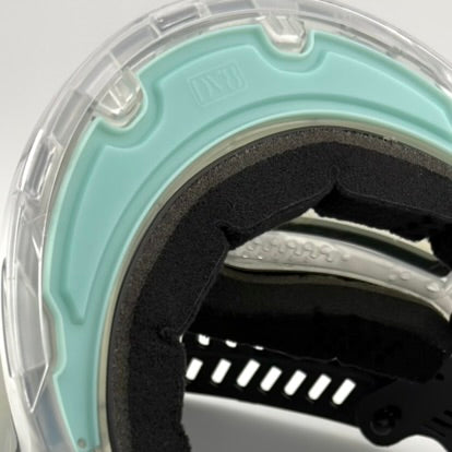 DV8 FeatherLight LIDs