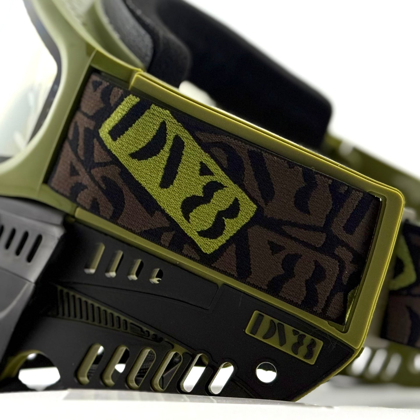 DV8 Olive / Black Proflex