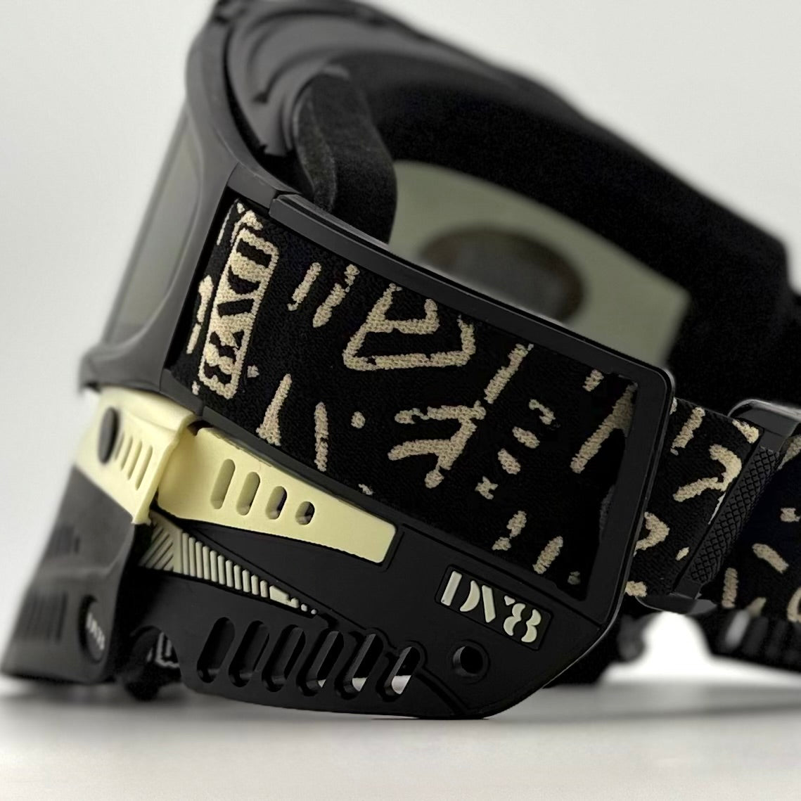 Black and Pearl DV8 Custom Proflex