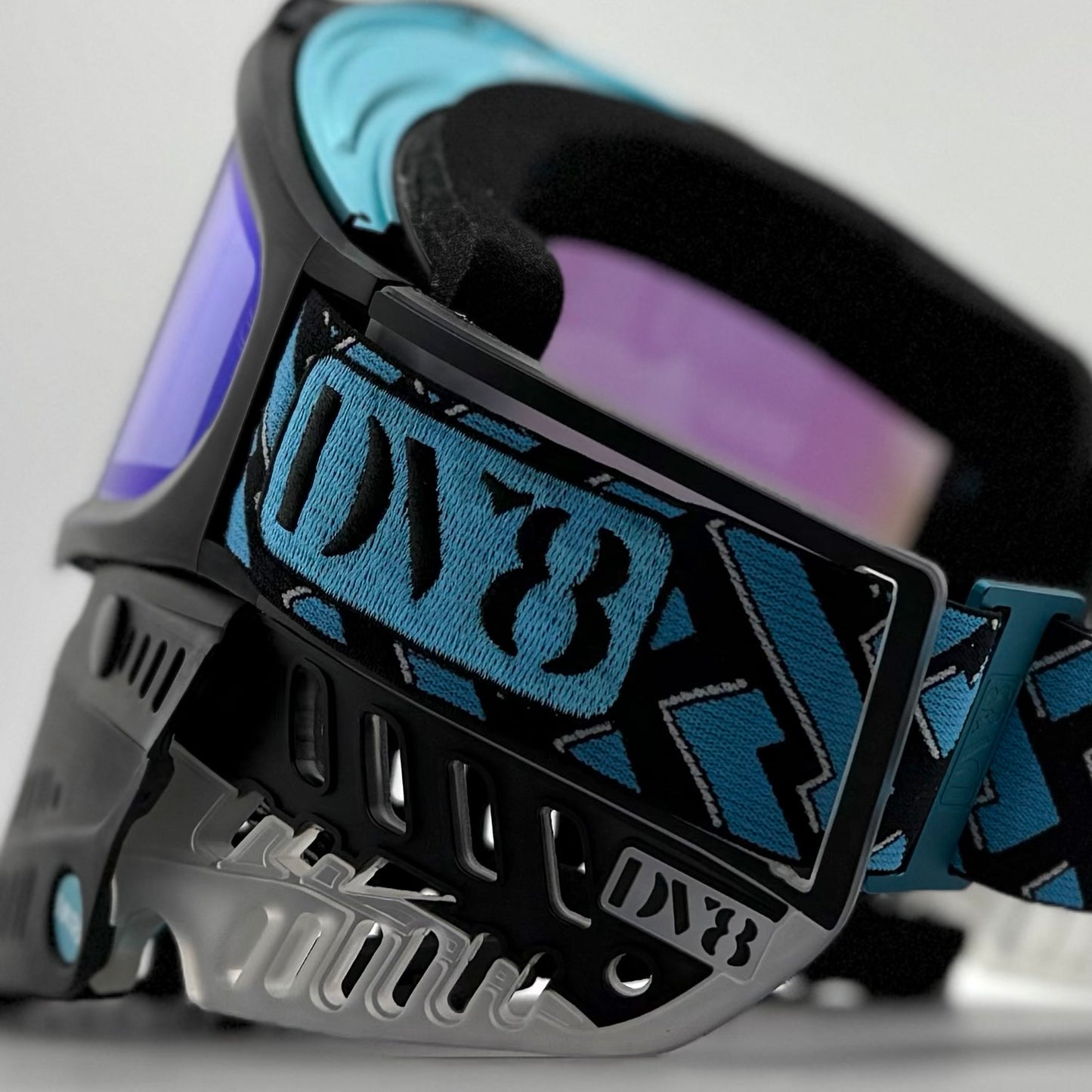 DV8 Classic Custom Proflex